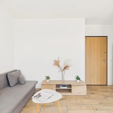 Apartment Modzelewskiego 17 By Solarento