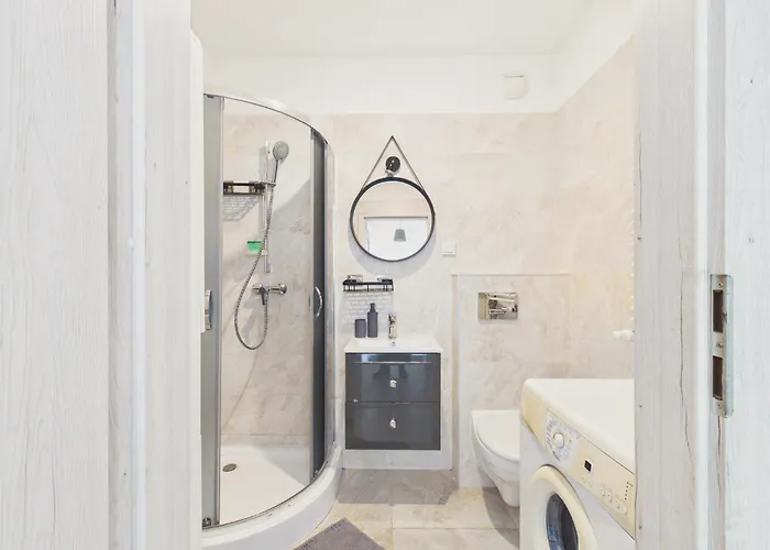 Apartman Modzelewskiego 17 By Solarento Varsó